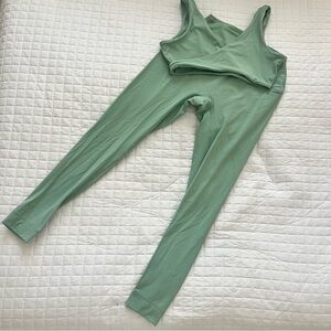ACTIVEWEAR CLEAR OUT